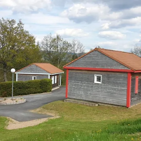 20 Chalet Bleuet